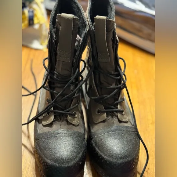 Converse Brown Chuck Taylor All Star Lugged 2.0 Boots