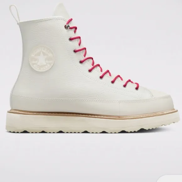 Converse Chuck Taylor All Terrain Leather Boots- NWOT Unisex Size W10M8.5