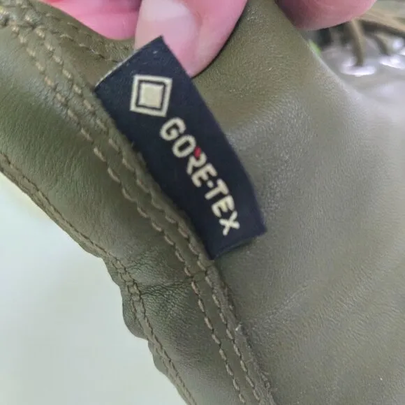 Converse CTAS Moss Olive Gortex Lug Sole Leather Sneakers Size 7.5 568764C