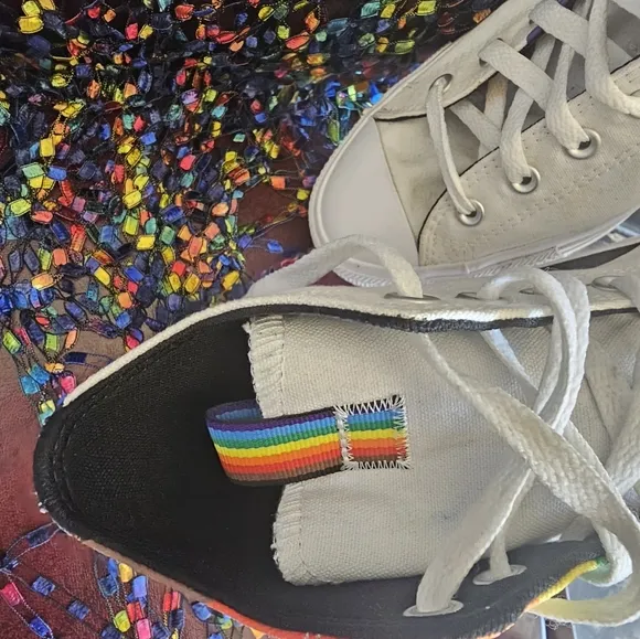 Converse Rainbow High-Top Sneakers Lgbtq Size 10 Men 12 Ladies Gay Pride