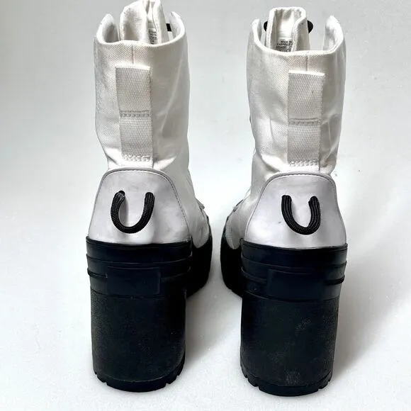 Converse Women's Chuck Taylor All Star Platform Heel Boot US 8.5 White GR 82 XX