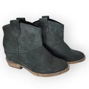 Coolway Just Be Leather Pull On Ankle Boots - Sz 8.5 M / EU 39 Black