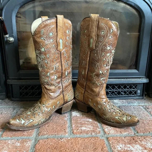 CORALL Cowboy Boots Brown Leather Tan Inlay Detailing SZ 8 Western Cowgirl