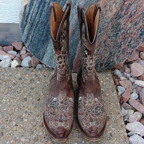 Corral brown leather embroidered western style cowgirl boots youth sz 4.5