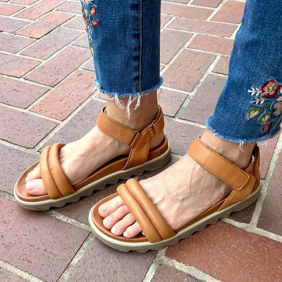 Cougar Nolo Sandals Cognac Brown Tan Leather Flatform Strappy Sawtooth Size 10