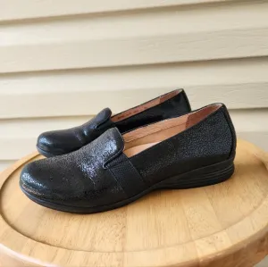 Dansko Addy black flats women's 39