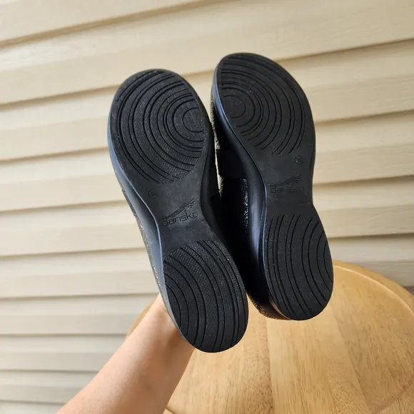 Dansko Addy black flats women's 39