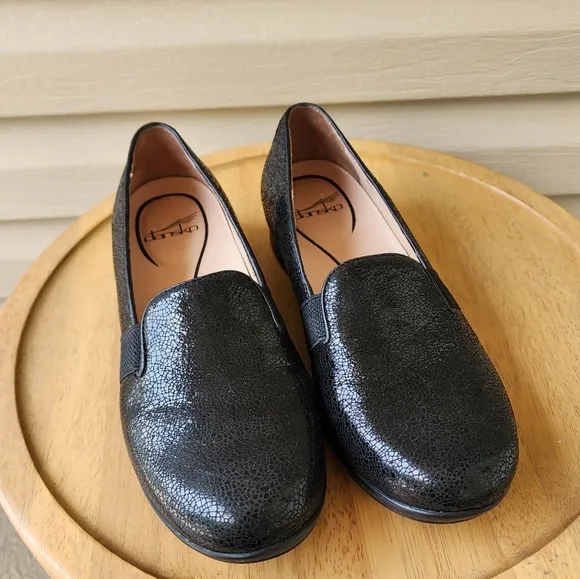 Dansko Addy black flats women's 39