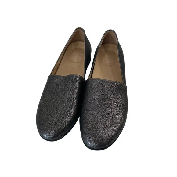 Dansko Larisa Womens Pewter Gray Metallic Leather Slip-On Loafers Size 36 Comfy