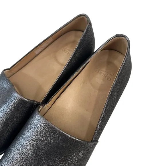 Dansko Larisa Womens Pewter Gray Metallic Leather Slip-On Loafers Size 36 Comfy