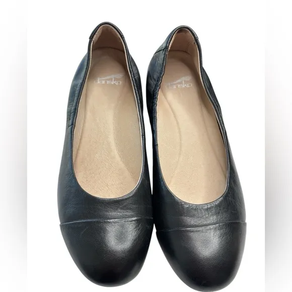 DANSKO Lisanne Black Leather Slip On Ballet Flats Womens Shoe Size 38 US 7.5 / 8