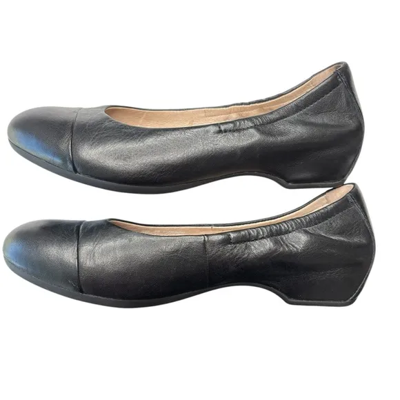 DANSKO Lisanne Black Leather Slip On Ballet Flats Womens Shoe Size 38 US 7.5 / 8
