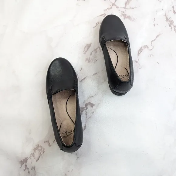 Dansko Loafer Women US 6 EUR 37 Black Low Top Slip On Flats Clog Shoe Farah