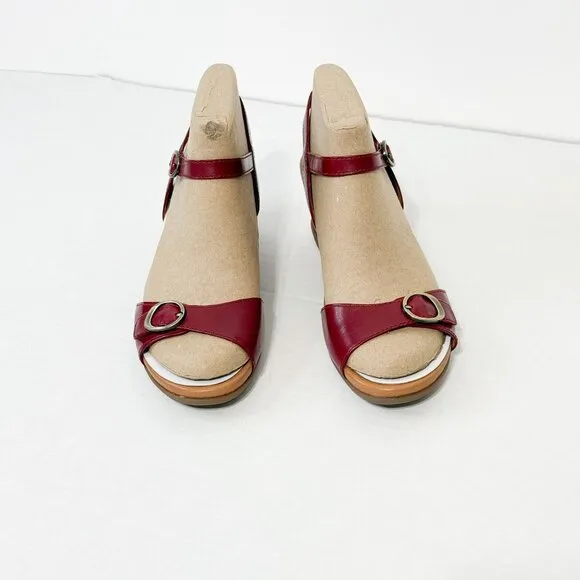 DANSKO NWB Sz 38 Red Leather Arielle Glazed Kid Comfort Sandals