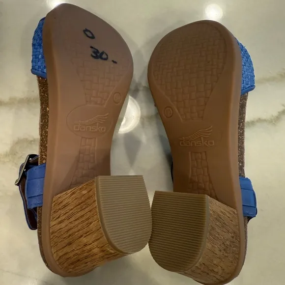 Dansko Sandals Size 40 Blue Leather Cork Wooden Heel
