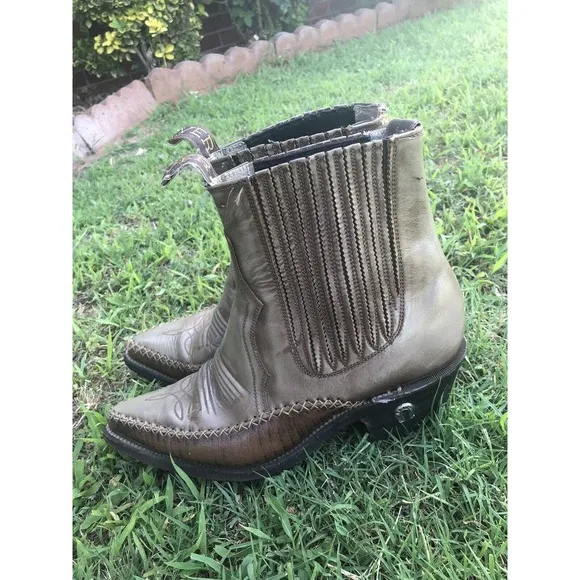 Denver Brand Western Cowboy Boots Ankle Size 8 Mens Pull On Gray Nice Stitching