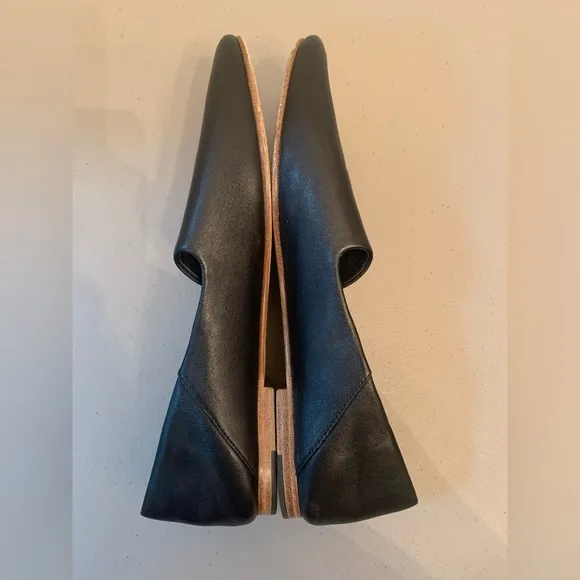 Designer Vince flats