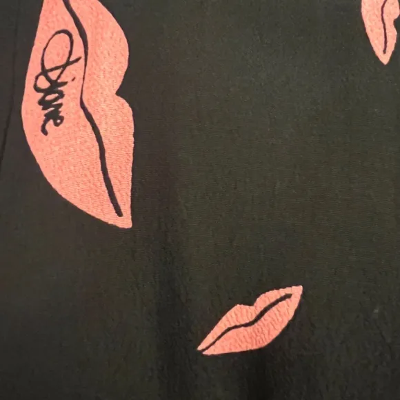 Diane Von Furstenberg  DVF Black &amp; Pink Lips Print Wrap Mini Dress Size XXS
