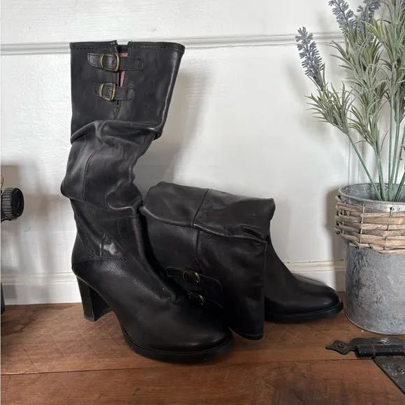 Diba Black Leather Pull-On Boots | US Size 7.5
