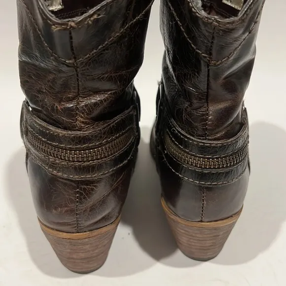 Dingo Brown Leather Boots 7M Pull On
