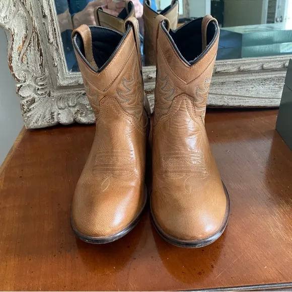 Dingo Willie Antique Tan Leather 6&quot; Leather Pull On Cowboy Western Boots