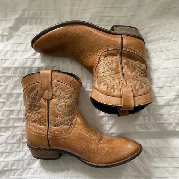 Dingo Willie Antique Tan Leather 6&quot; Leather Pull On Cowboy Western Boots