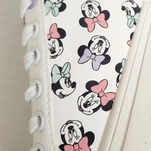 Disney Minnie Mouse White and Purple Sneakers with Chunky Platform Sole Size 7