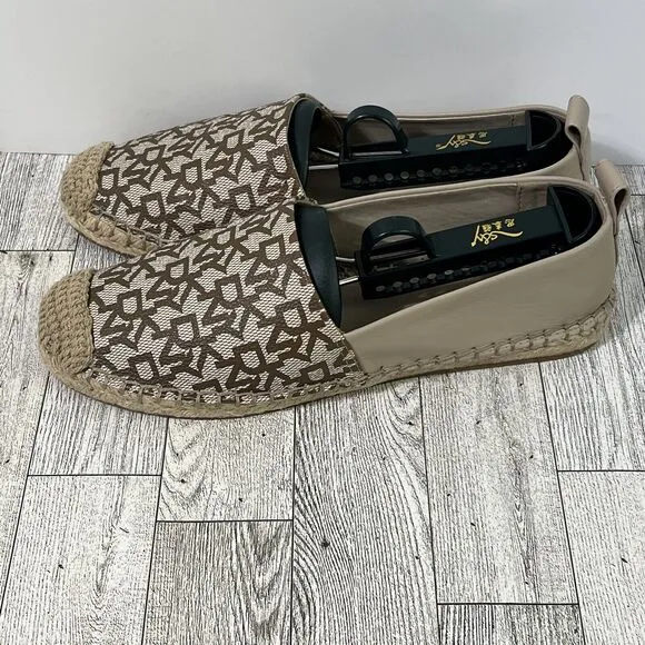 DKNY Mali Espadrille Slip On Flats Shoes Womens 8 Tan Leather Upper LOGO