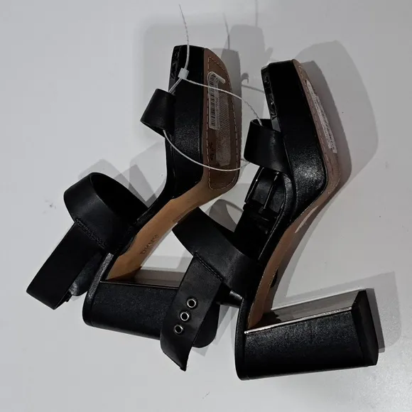 DKNY Women's Everyday Bibiana-Platform S Heeled Sandal