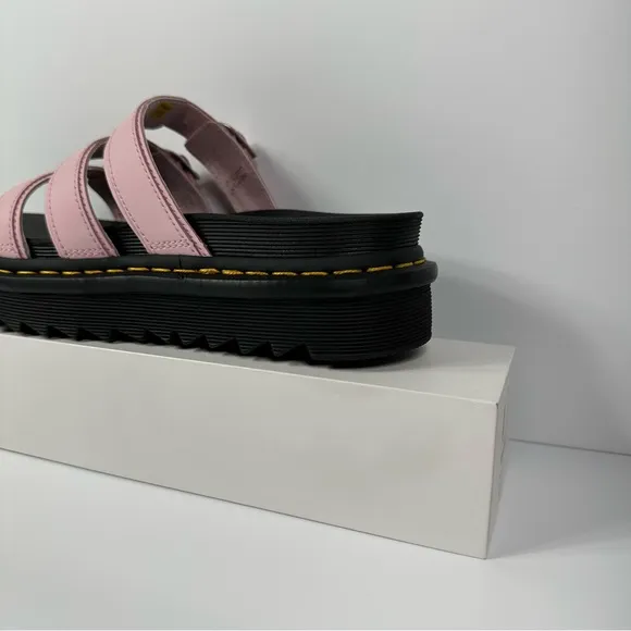 DOC BLAIRE LEATHER SLIDES SANDALS WOMENS SIZE 7 HORSESHOE BUCKLES 3 STRAP NEW