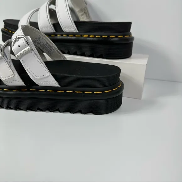 DOC BLAIRE LEATHER SLIDES SANDALS WOMENS SIZE 8 HORSESHOE BUCKLES 3 STRAP NEW