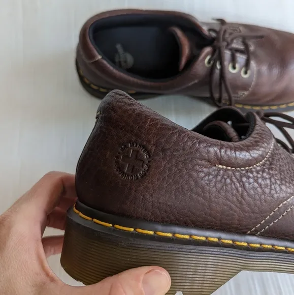 DOC MARTENS Boston men's brown leather oxford loafers