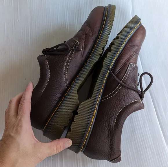 DOC MARTENS Boston men's brown leather oxford loafers