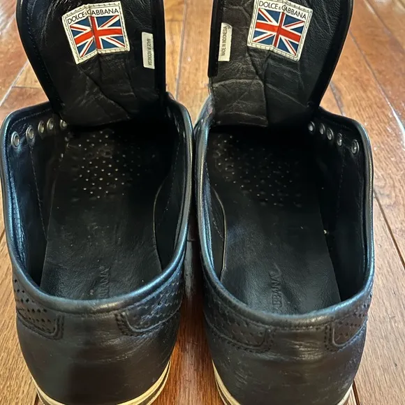 Dolce &amp; Gabbana Black Perforated Sneakers Leather