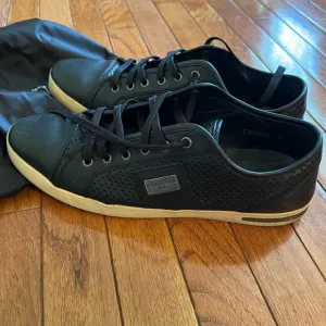Dolce &amp; Gabbana Black Perforated Sneakers Leather