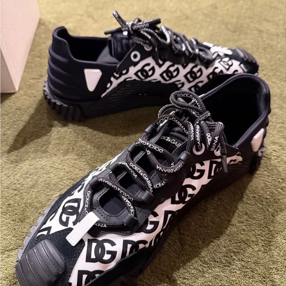 Dolce &amp; Gabbana logo print Black and White Sneakers. Worn once. Dope!