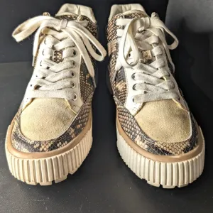 Dolce Vita 8 suede and snakeskin comfy lace up hi top lug sole sneakers
