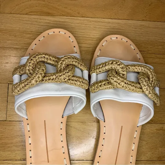 Dolce Vita Desa Sandals in Ivory Leather - Size 9