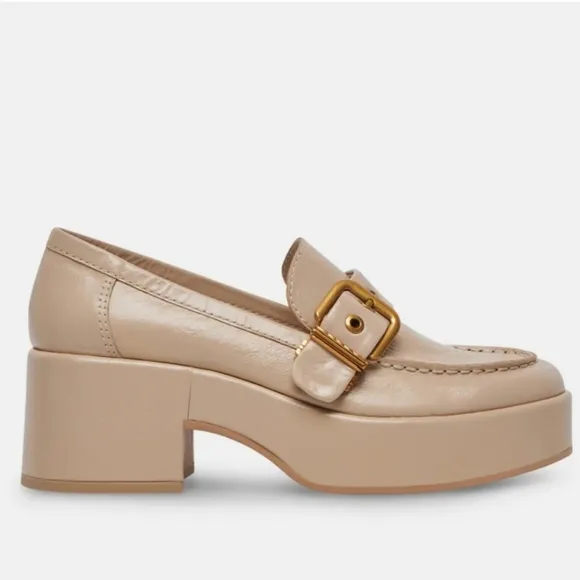 Dolce Vita Yonder Loafers Sesame Crinkle Patent Leather Size 7.5 Buckle Detail