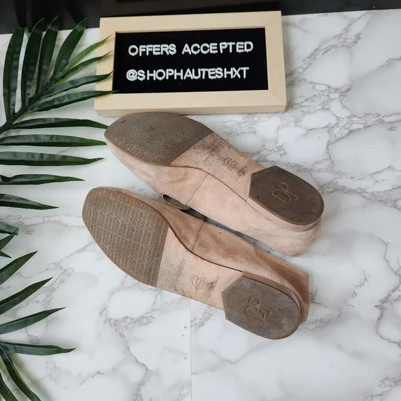 Donald J Pilner Hiro Floral Embellished Suede Slip On Flats