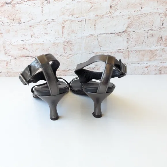 Donald J. Pliner Black and Silver Sandals with Toe Loop
