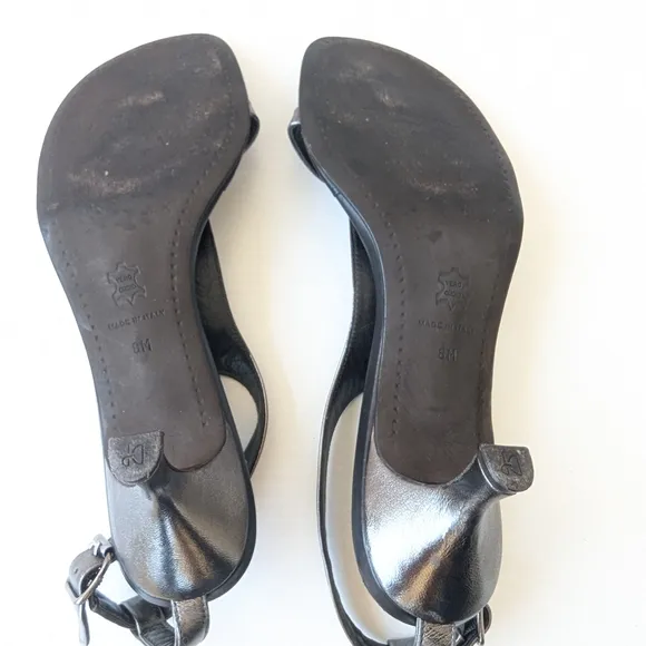 Donald J. Pliner Black and Silver Sandals with Toe Loop