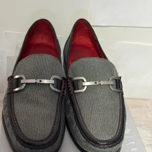 Donald J. Pliner Gray Silver Loafers with Horsebit Detail size 8 great condition