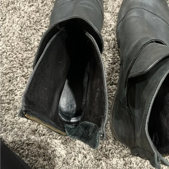 DONALD J PLINER Men’s Zaira Chukka Buckle Boots Leather Black Size 11M EUC