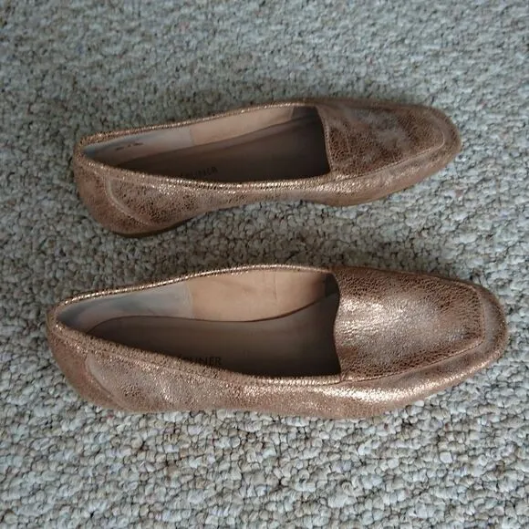 DONALD PLINER Gold Metallic DEEDEE Flats Loafers size 7.5M Slip On Square Toe