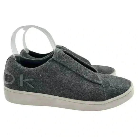 Donna Karan collection womens flats size 7 37.5 Gray wool felt slip ons