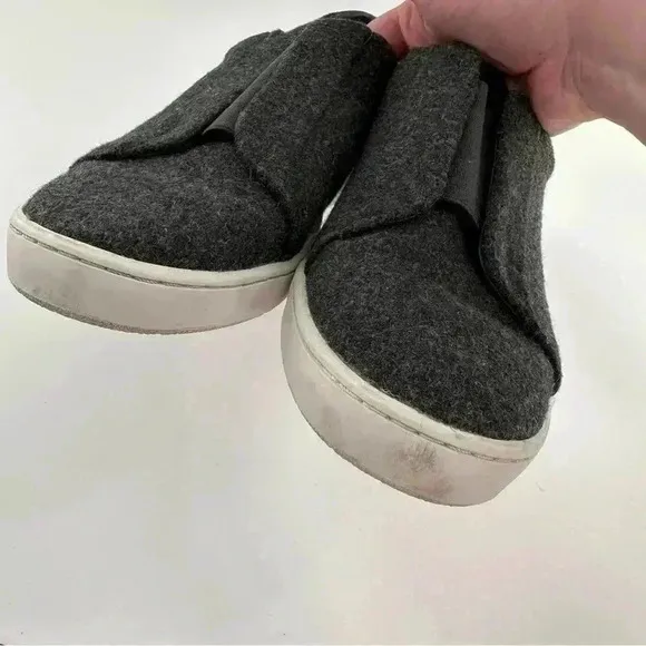 Donna Karan collection womens flats size 7 37.5 Gray wool felt slip ons