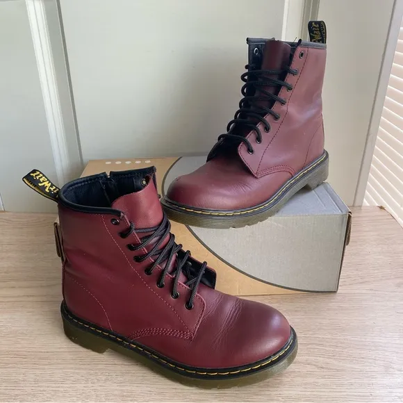 Dr. Martens 1460 Red Leather Lace Up/Side Zip Ankle Boots -M 5/ Women’s 6