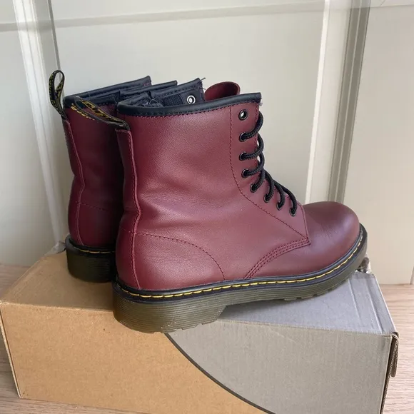 Dr. Martens 1460 Red Leather Lace Up/Side Zip Ankle Boots -M 5/ Women’s 6