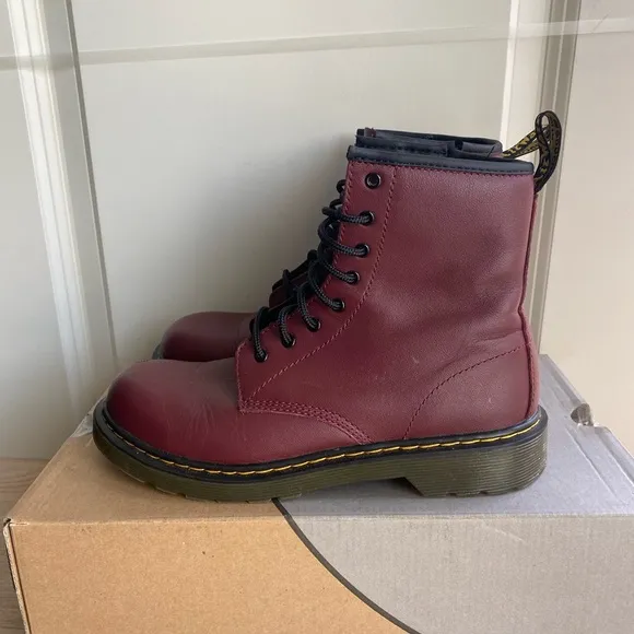 Dr. Martens 1460 Red Leather Lace Up/Side Zip Ankle Boots -M 5/ Women’s 6
